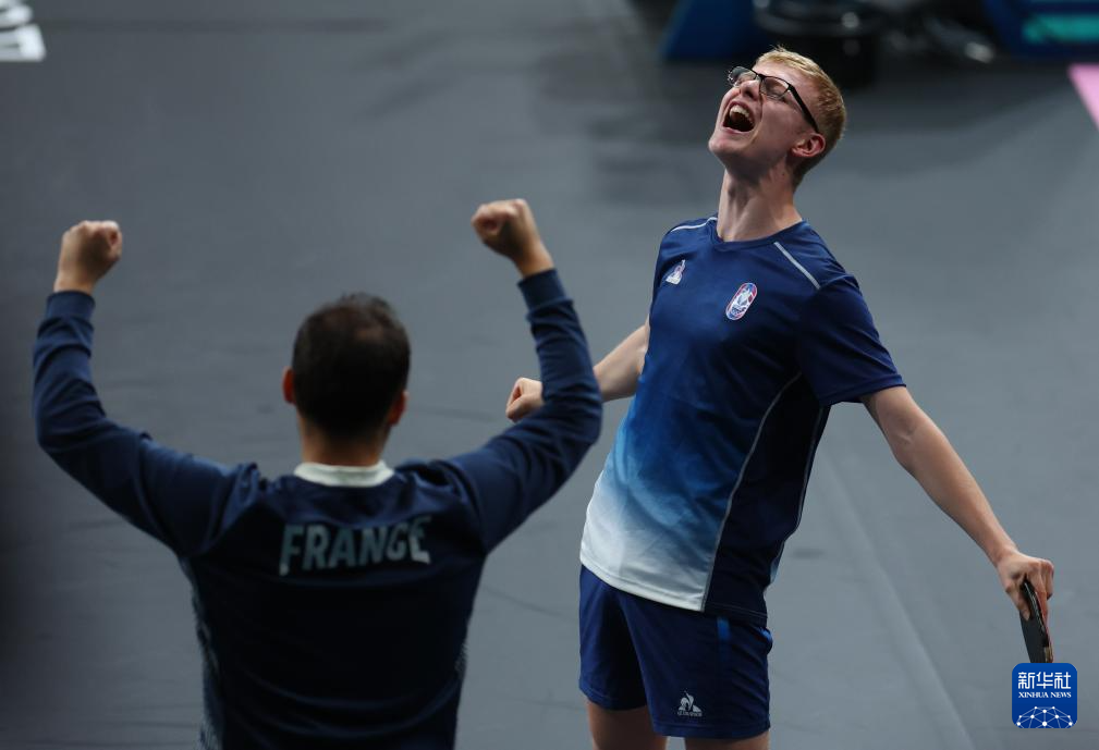 萨拉赫与埃 萨拉赫与埃